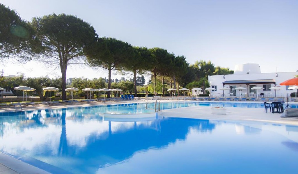 Puglia - Dolmen Sport Resort 4*